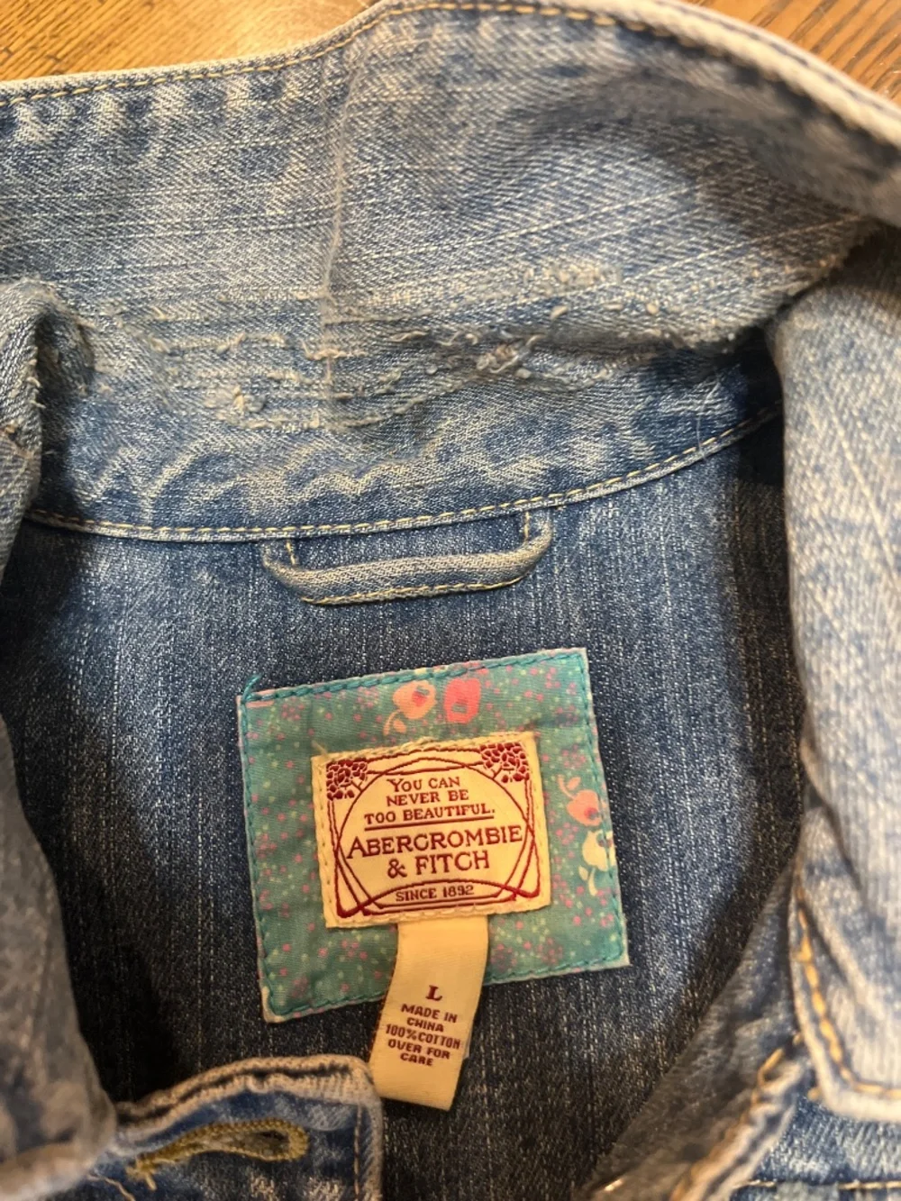 Jean jacket - Picture 2 of 6